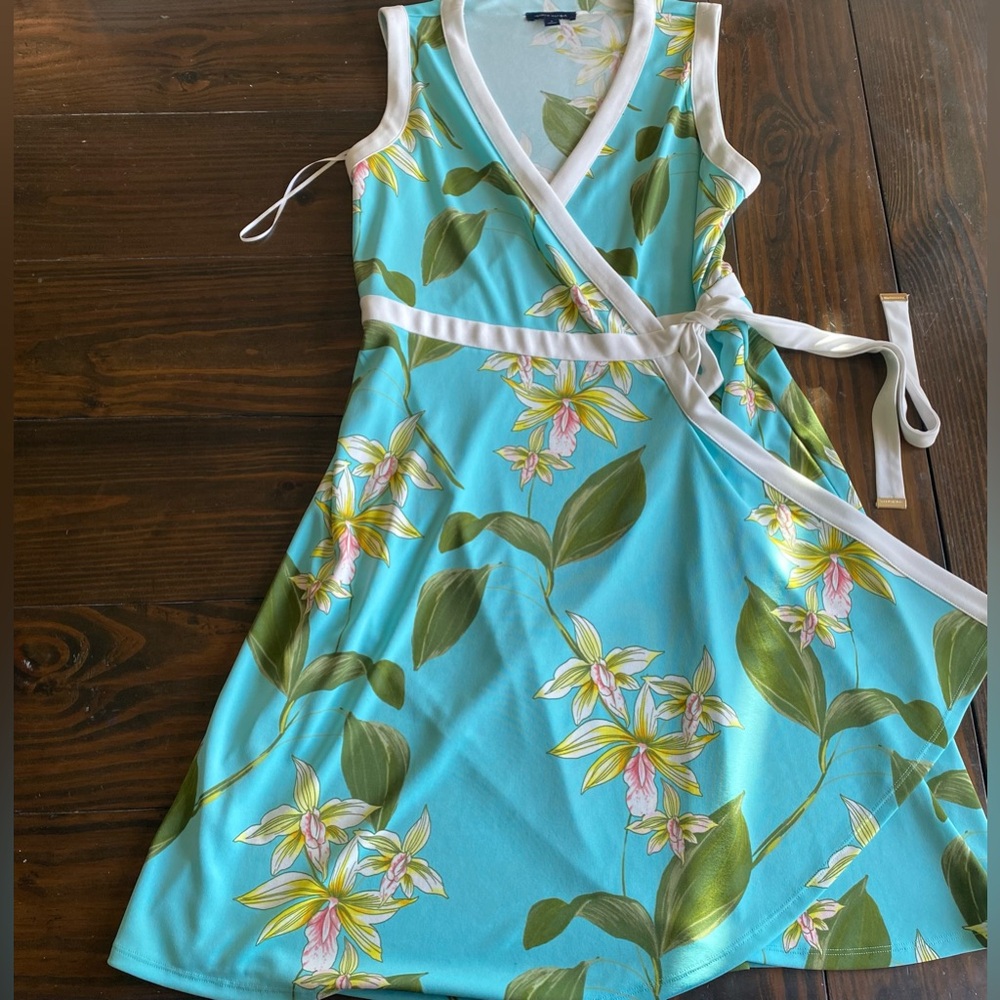 Tommy Hilfiger Spring Summer Floral Wrap Dress Size 8 Aqua Blue Yellow